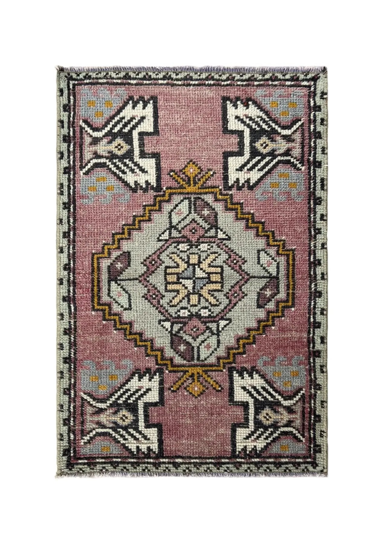 Emelyn - Vintage Mini Pink Area Rug - kudenrugs