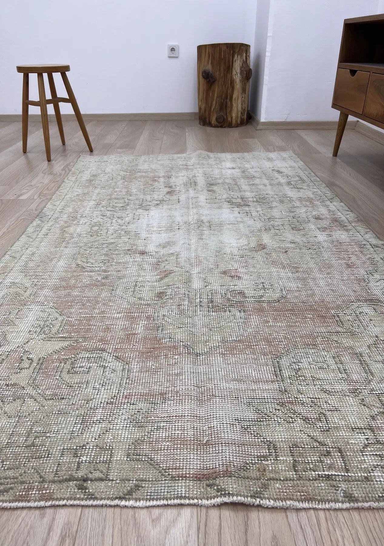 Emory - Vintage Pink Antique Washed Rug - kudenrugs