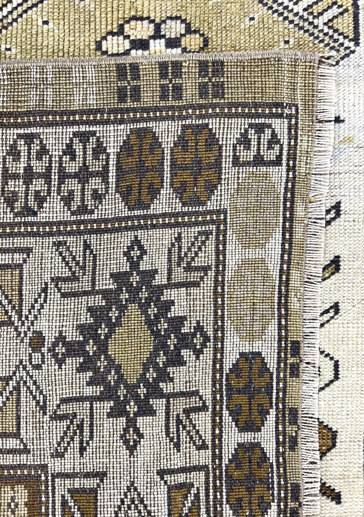 Esther - Vintage Anatolian Rug - kudenrugs