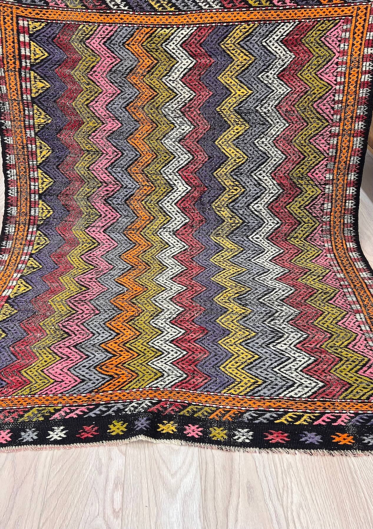 50×95&quot;The Milky Way” ViNTAGE TURKiSH RUG estrella-black-turkish-kilim-