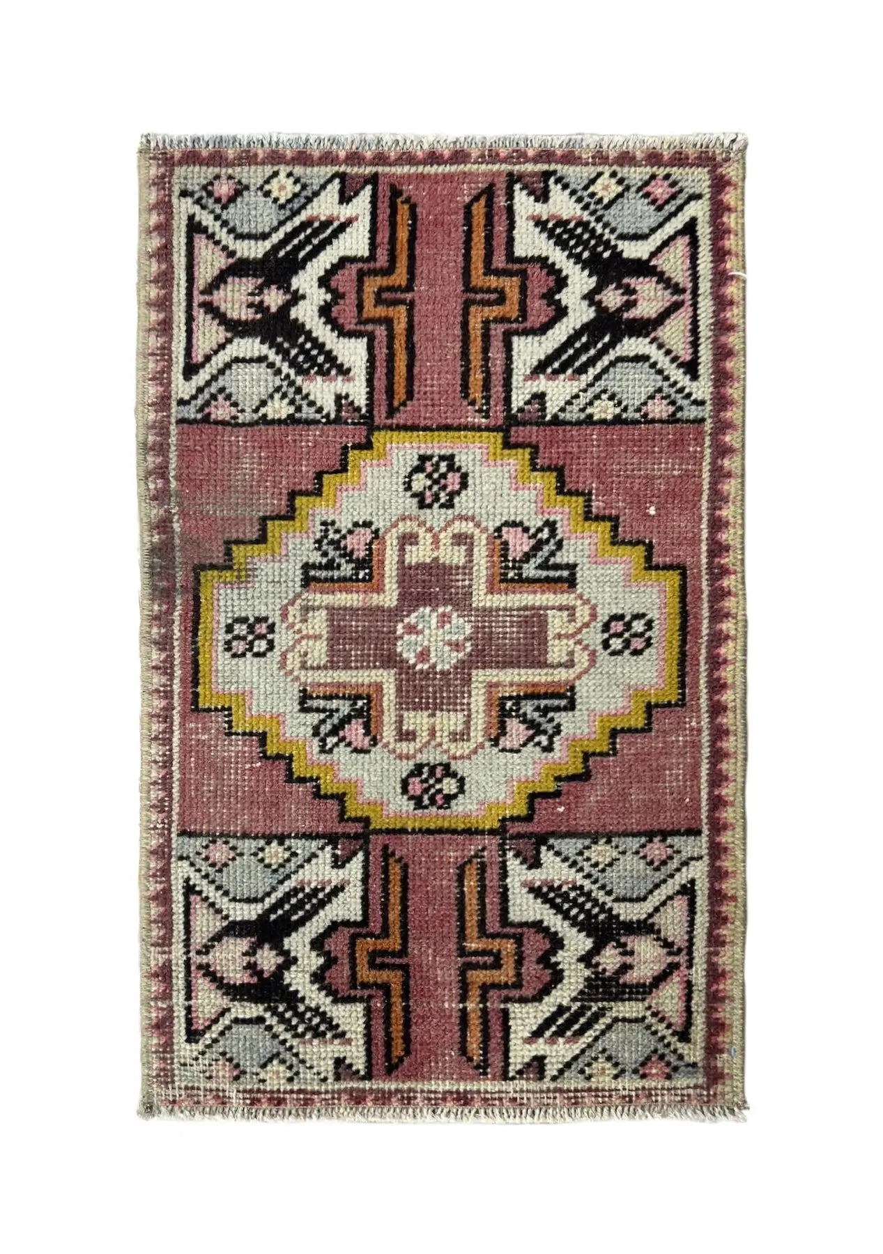 Eunyce - Vintage Mini Pink Area Rug - kudenrugs