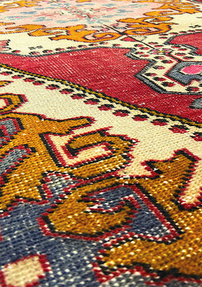 Fay - Vintage Anatolian Rug - kudenrugs