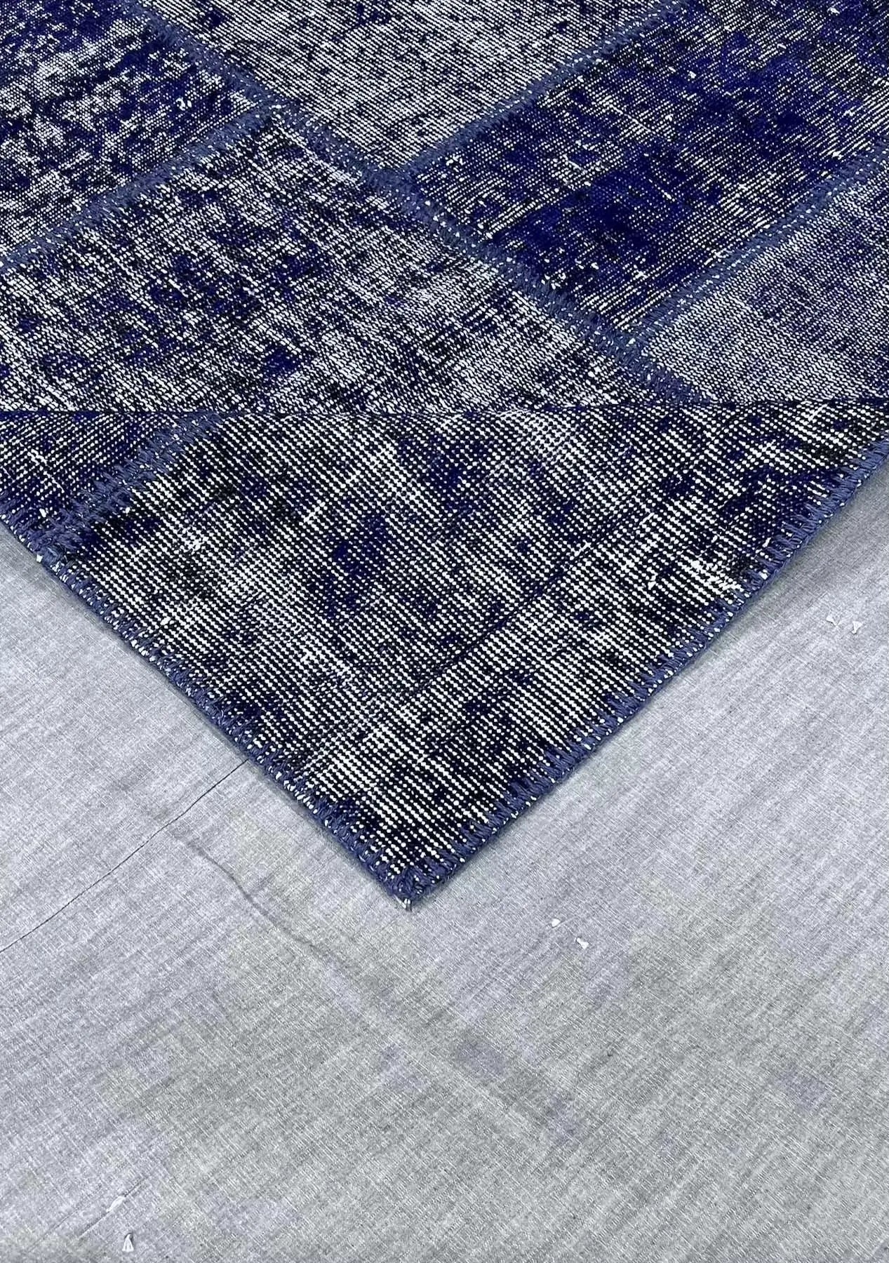 Fyoniah - Vintage Navy Blue Patchwork Rug - kudenrugs