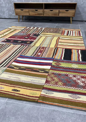 Ganah - Vintage Turkish Patchwork Rug - kudenrugs
