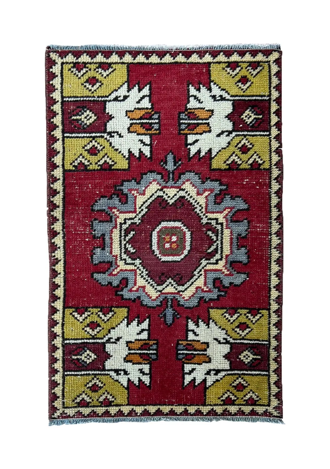 Genna - Vintage Mini Red Area Rug - kudenrugs