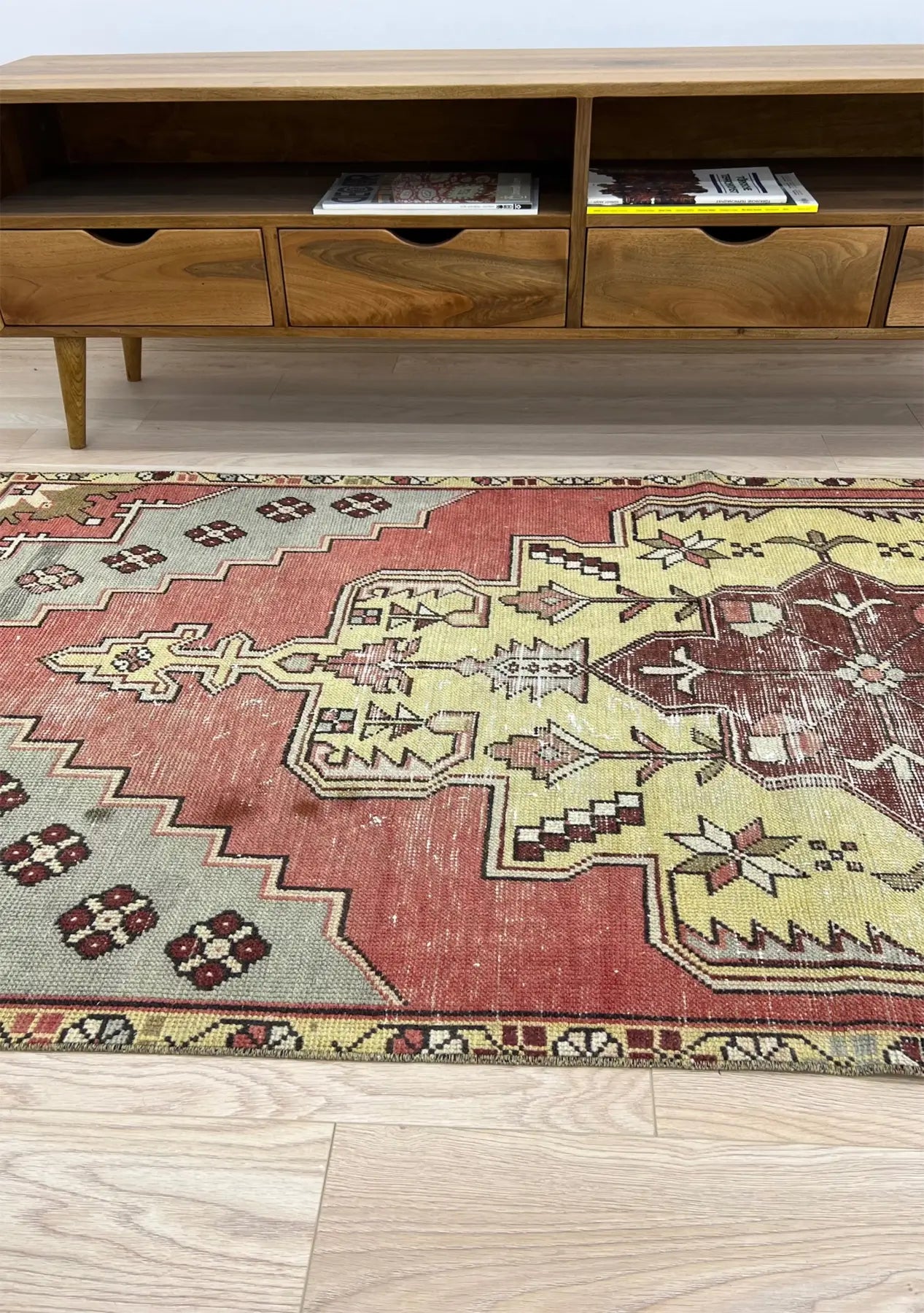 Gianna - Vintage Anatolian Rug - kudenrugs