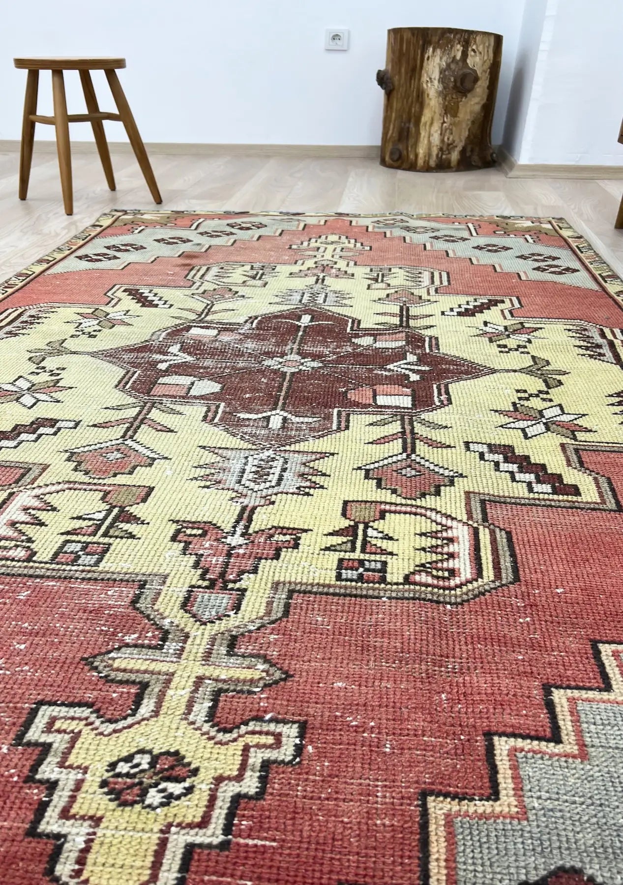 Gianna - Vintage Anatolian Rug - kudenrugs