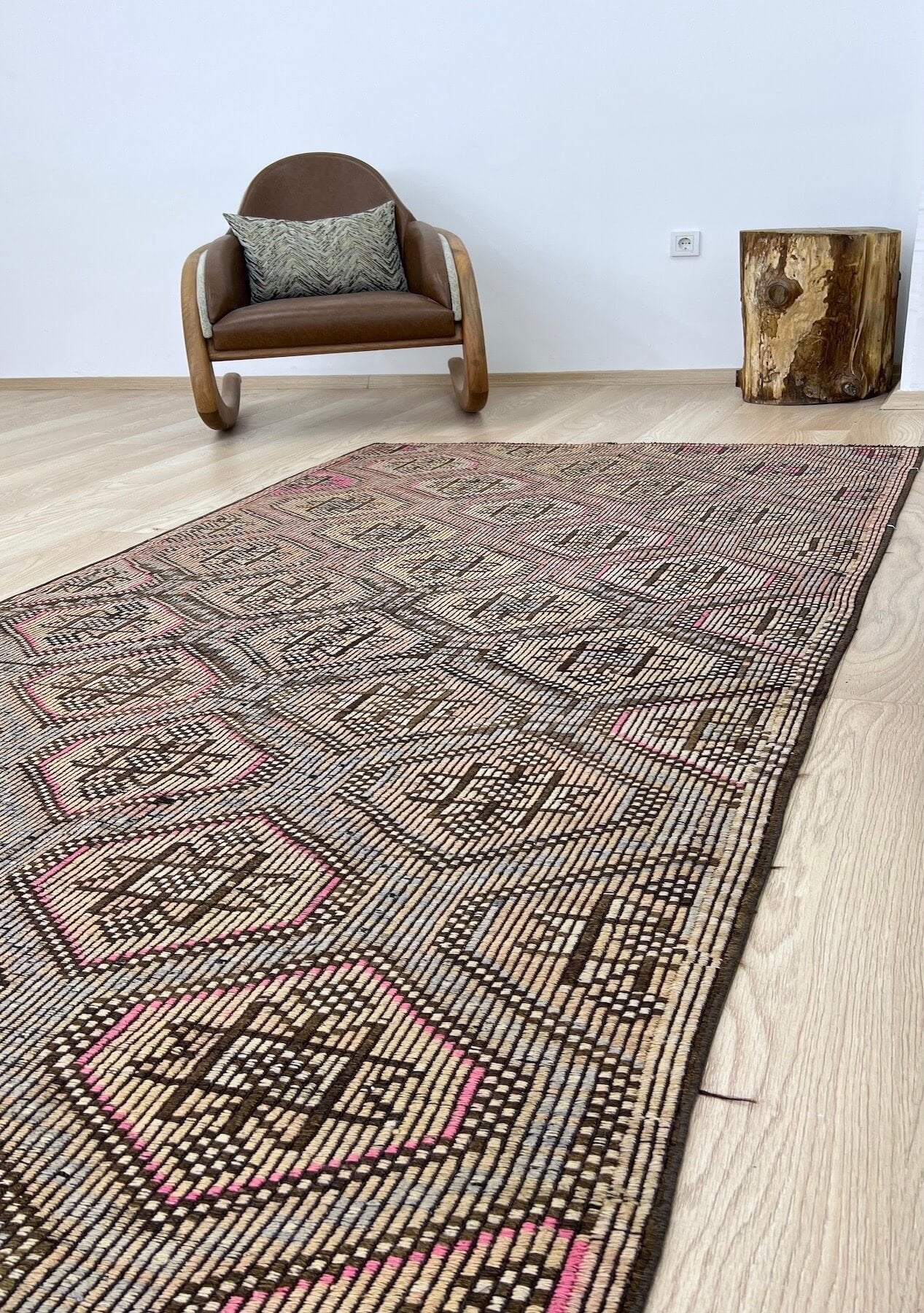 Gillian - Brown Turkish Kilim Rug - kudenrugs