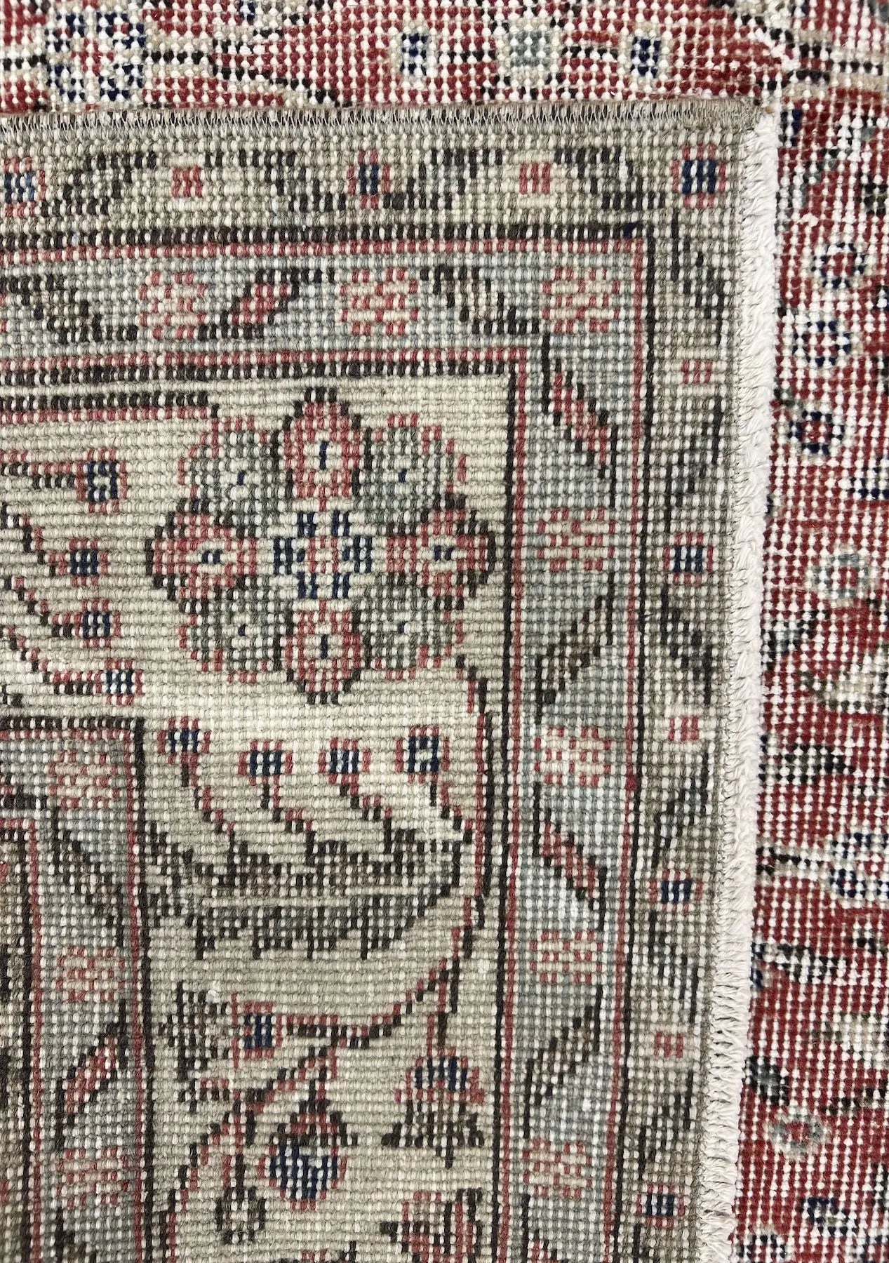Gineen - Vintage Red Antique Washed Rug - kudenrugs