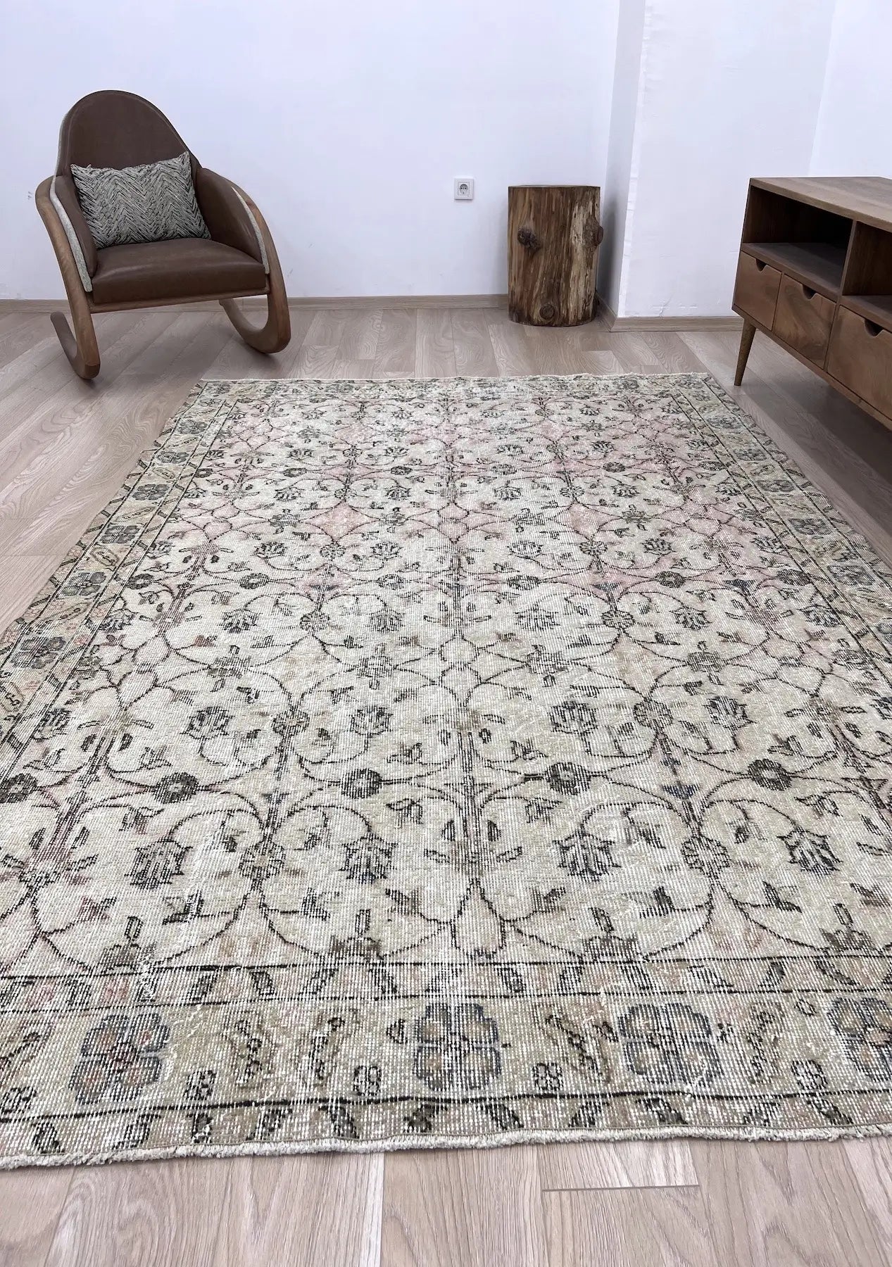 Harlee - Vintage Beige Antique Washed Rug - kudenrugs