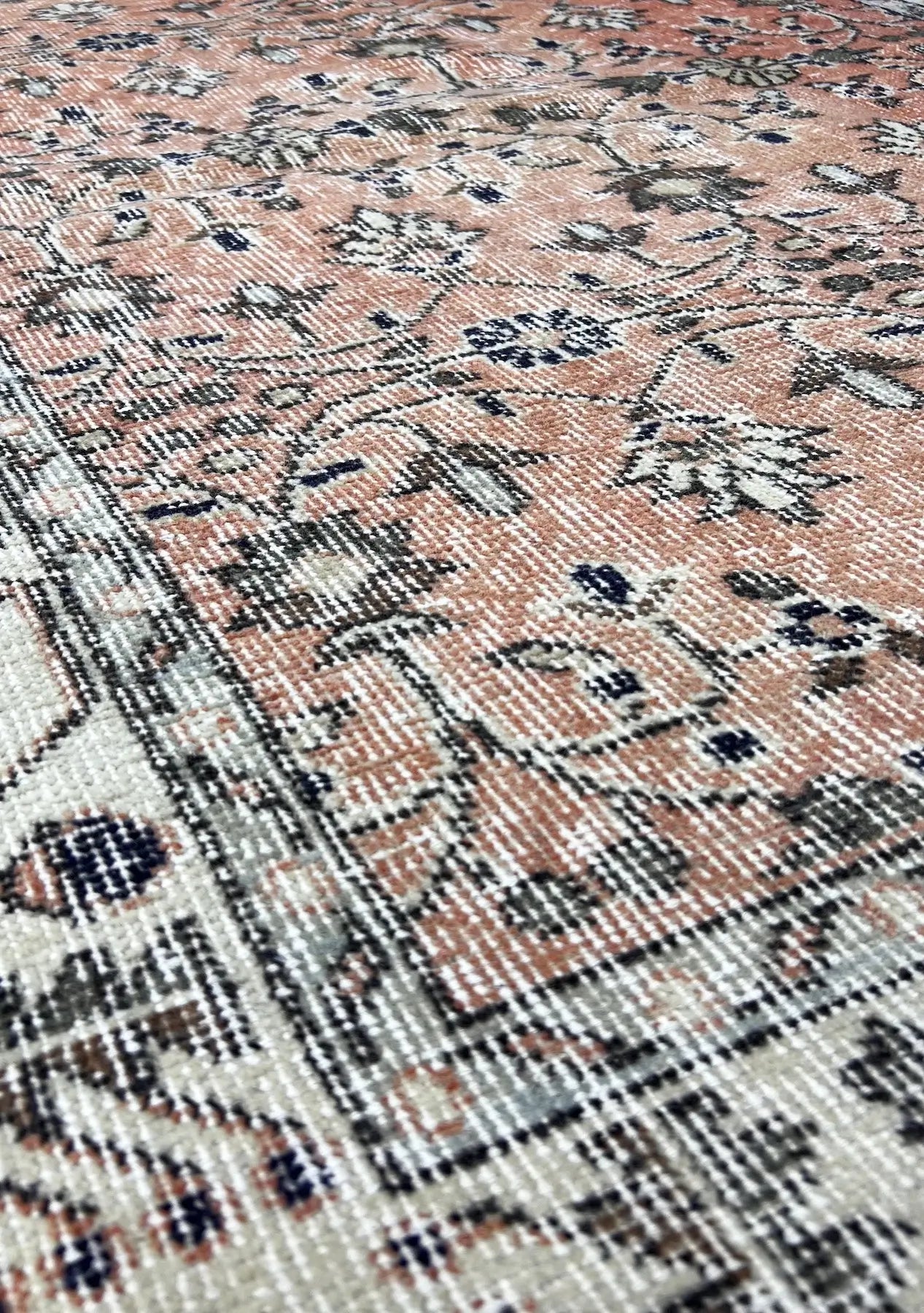 Harlow - Vintage Orange Antique Washed Rug - kudenrugs