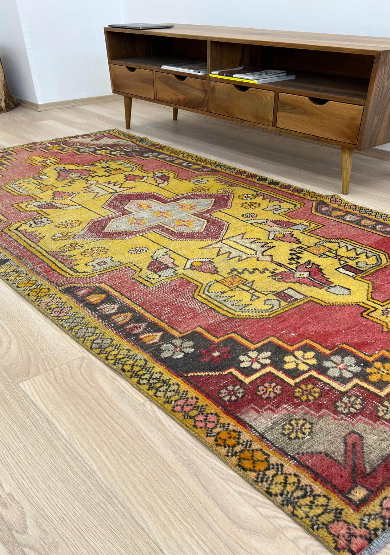 Hatice - Vintage Anatolian Rug Runner - kudenrugs