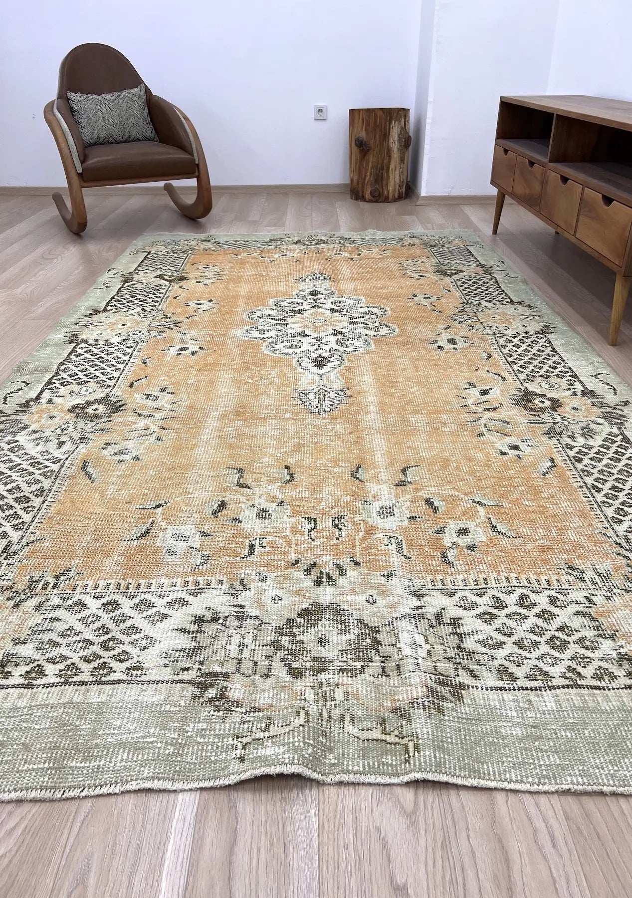 Hunter - Vintage Orange Antique Washed Rug - kudenrugs