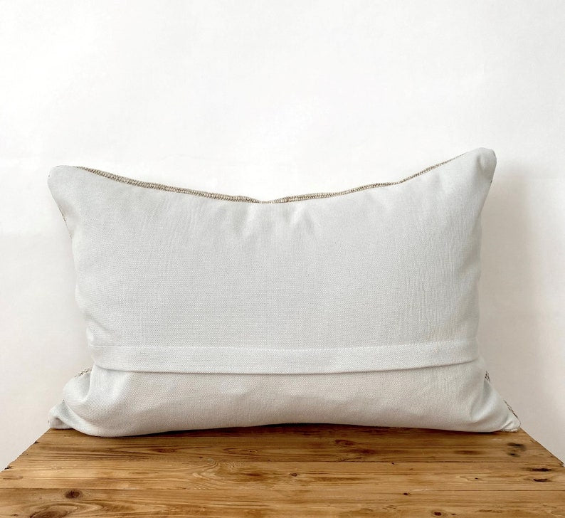 Fionna - Beige Hemp Pillow Cover - kudenrugs