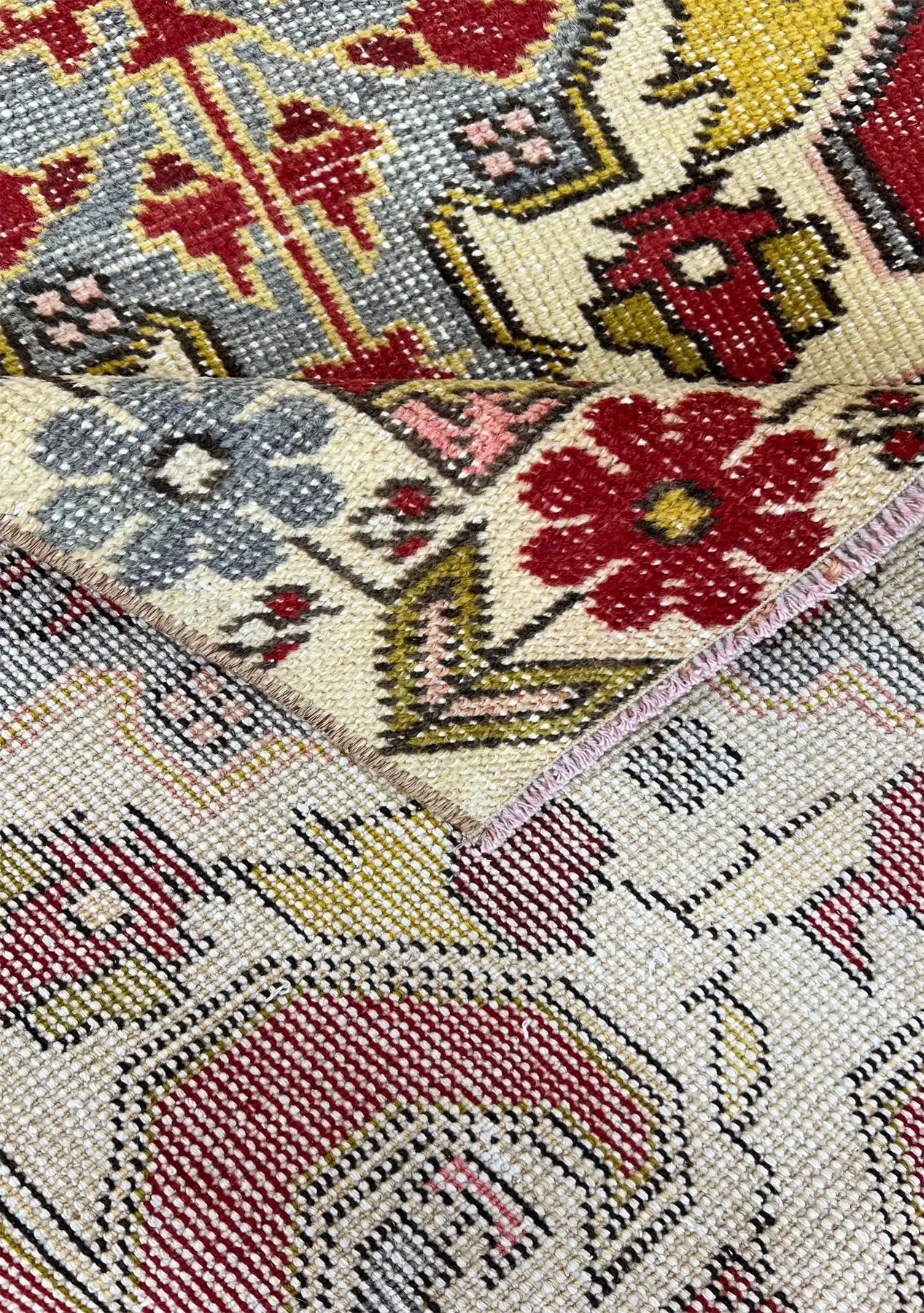 Ireland - Vintage Anatolian Rug - kudenrugs