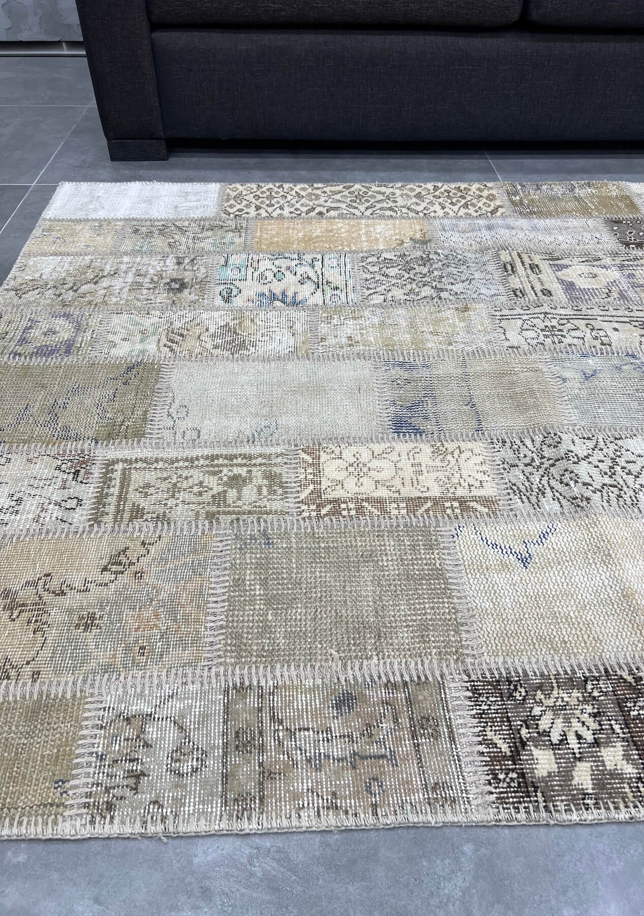 Irene - Vintage Beige Patchwork Rug - kudenrugs