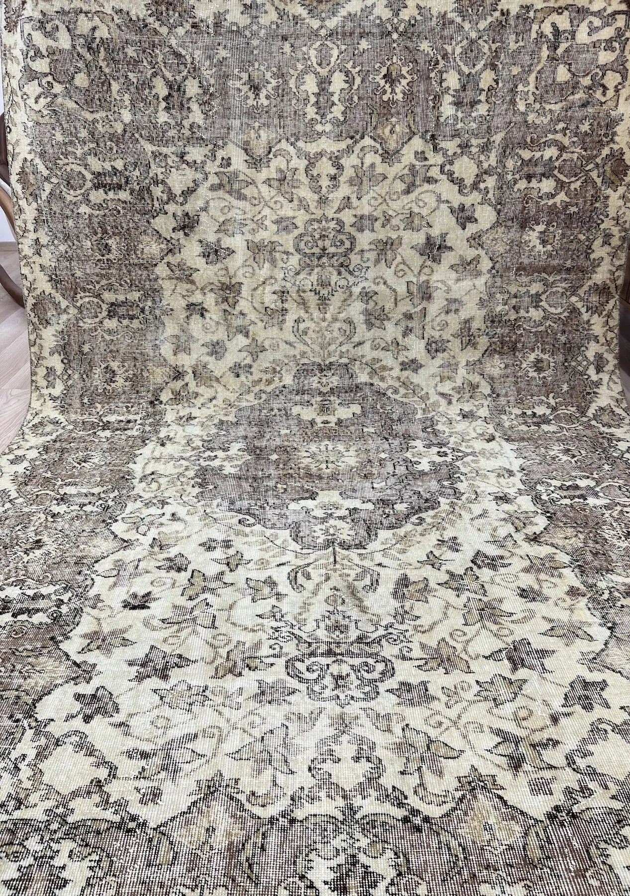 Jazmine - Vintage Beige Antique Washed Rug - kudenrugs