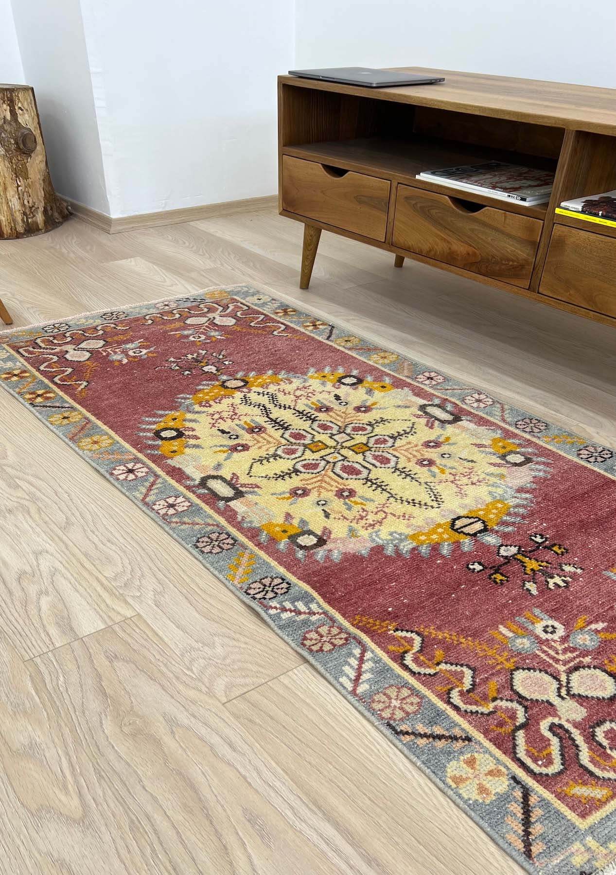 Jessie - Vintage Anatolian Rug Runner - kudenrugs