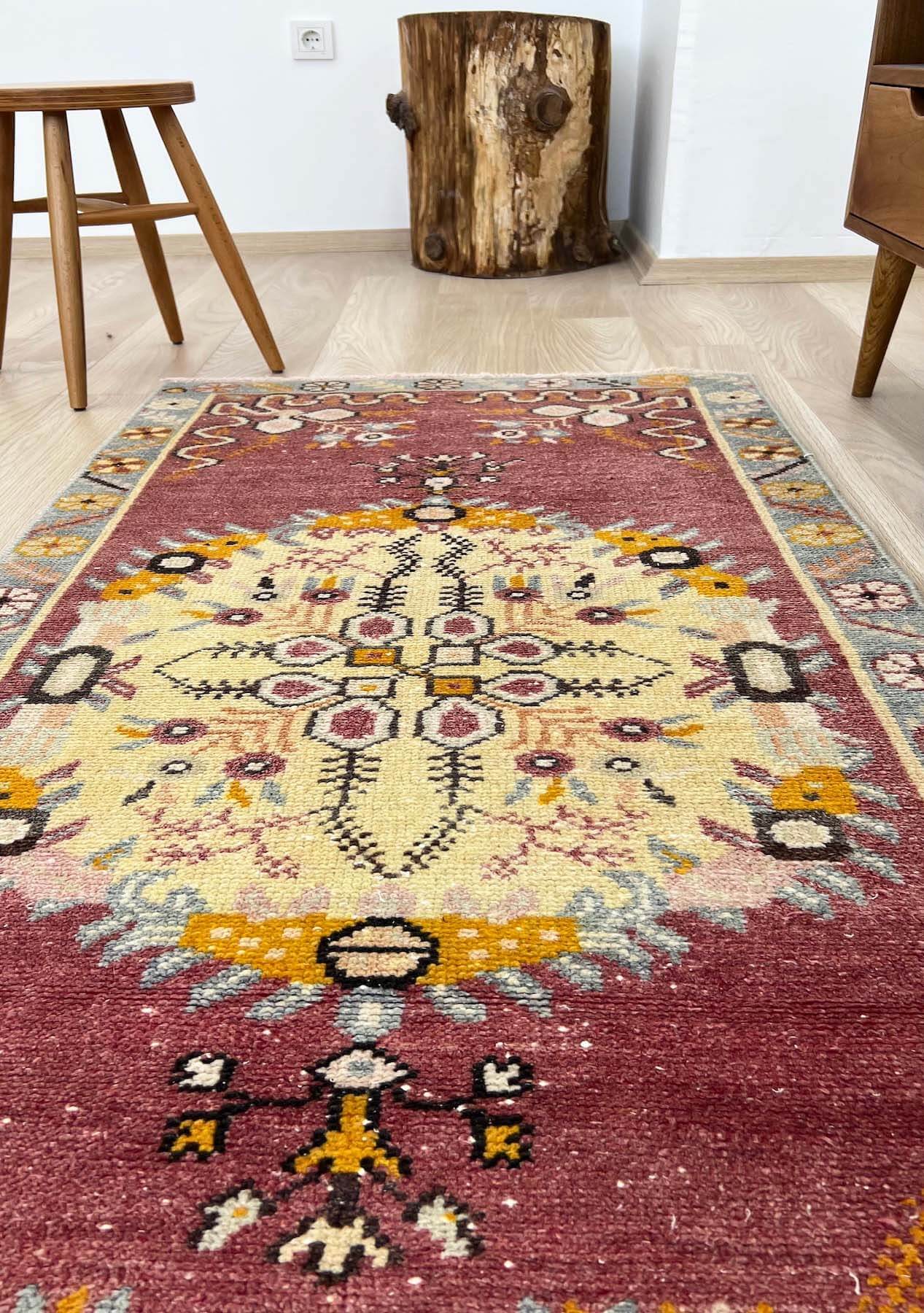 Jessie - Vintage Anatolian Rug Runner - kudenrugs