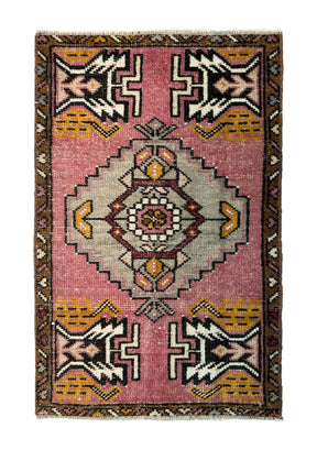 Jodhi - Vintage Mini Pink Area Rug - kudenrugs