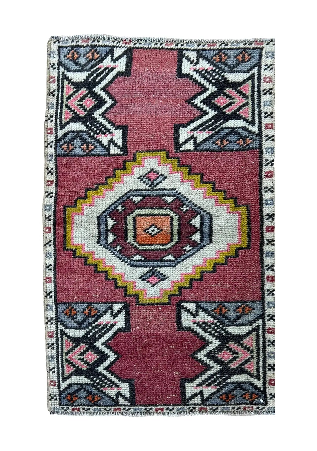 Jolana - Vintage Mini Pink Area Rug - kudenrugs