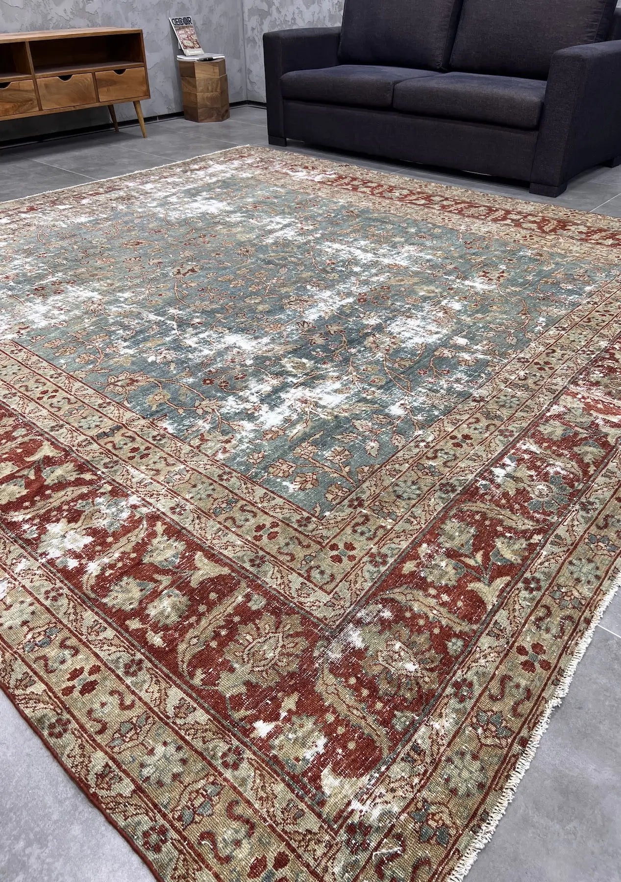 June - Vintage Persian Rug - kudenrugs