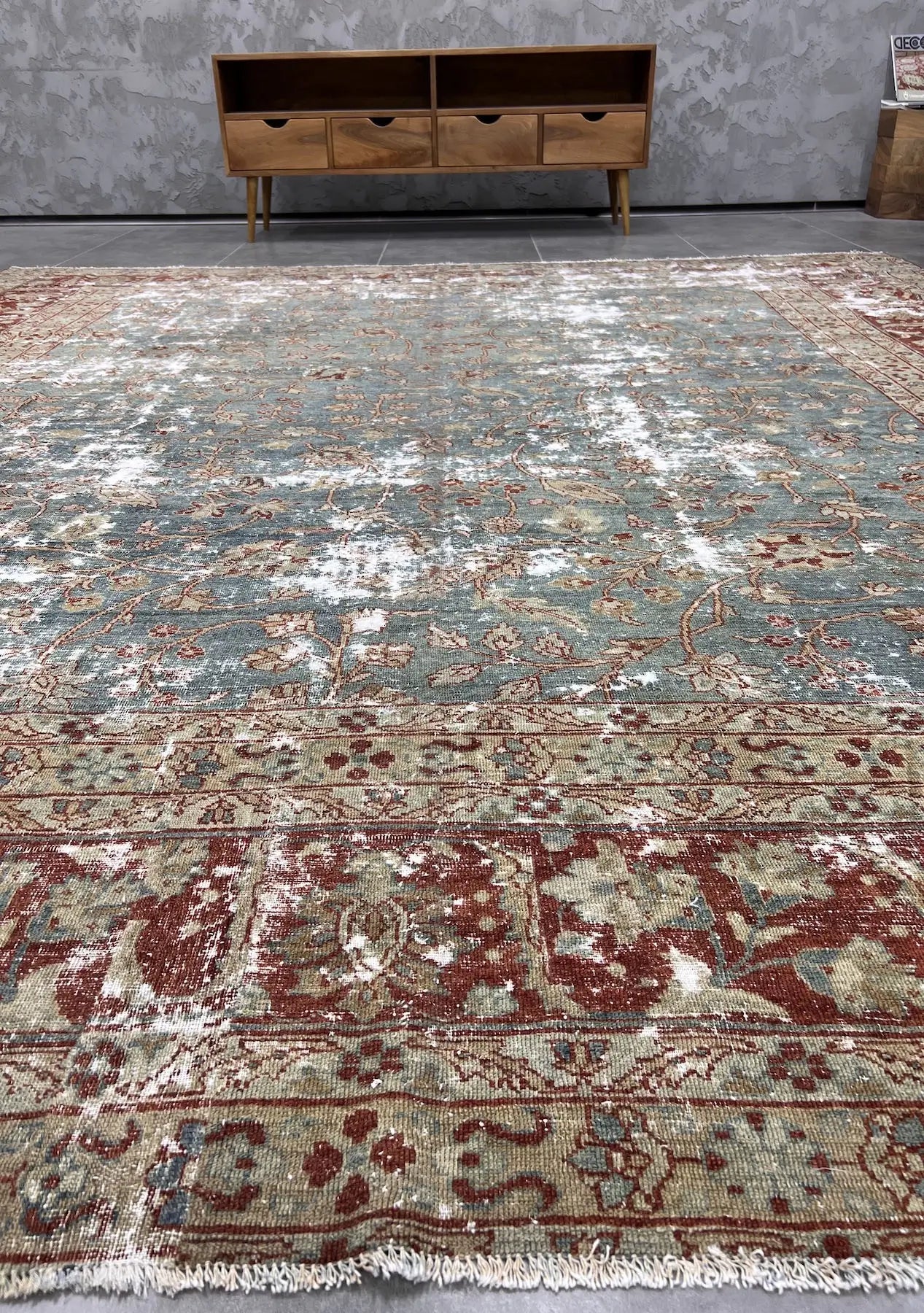 June - Vintage Persian Rug - kudenrugs