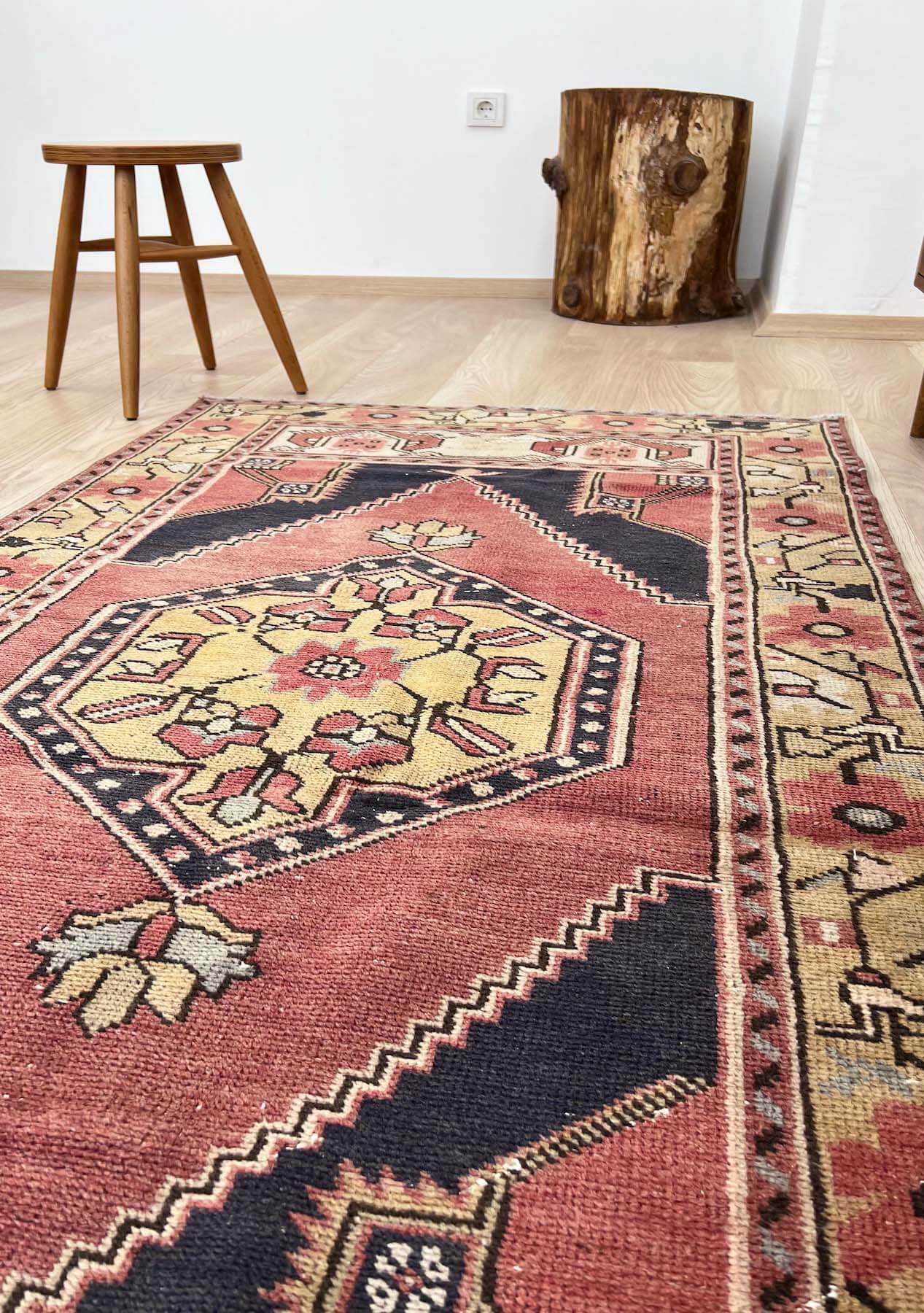 Kaira - Vintage Anatolian Rug Runner - kudenrugs