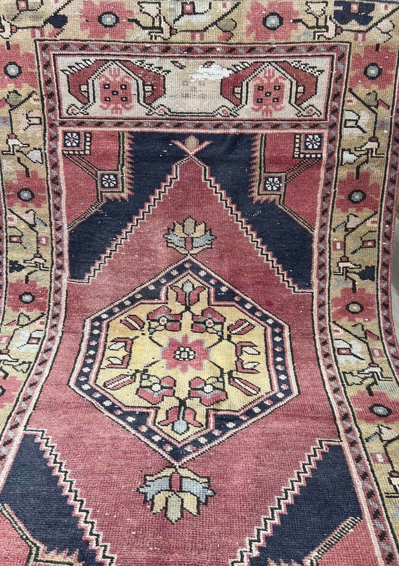 Kaira - Vintage Anatolian Rug Runner - kudenrugs