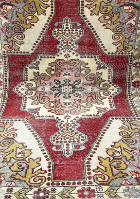Kamora - Vintage Anatolian Rug - kudenrugs
