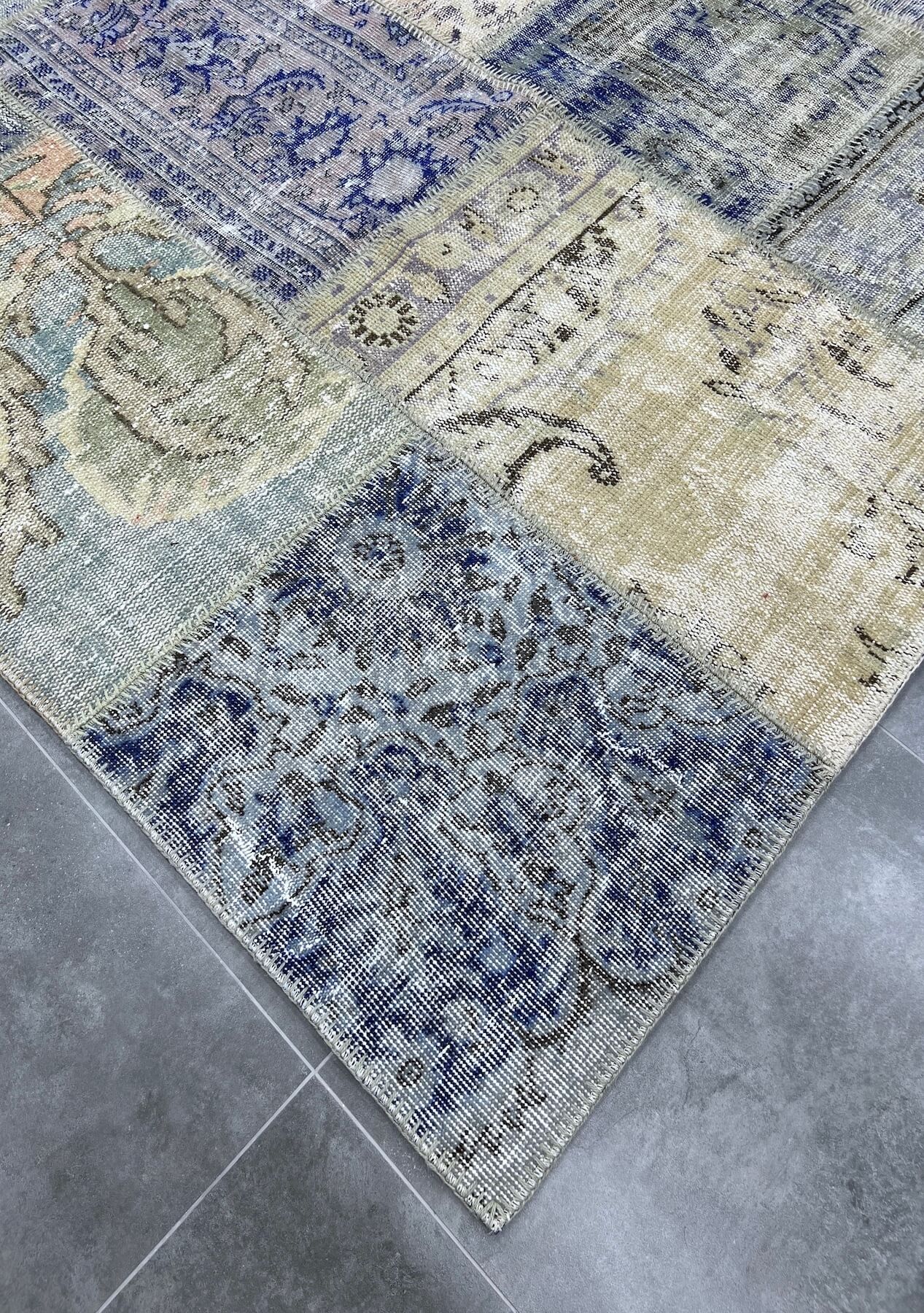 Karla - Vintage Multi Color Patchwork Rug - kudenrugs