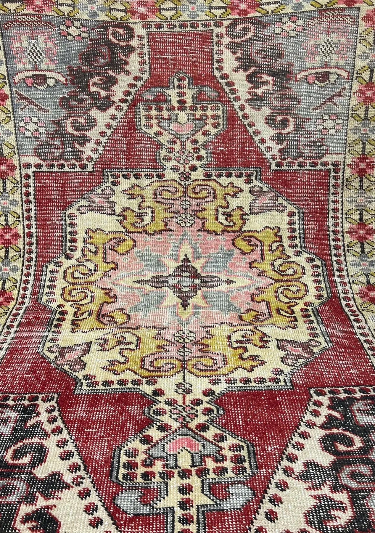 Karlie - Vintage Anatolian Rug - kudenrugs