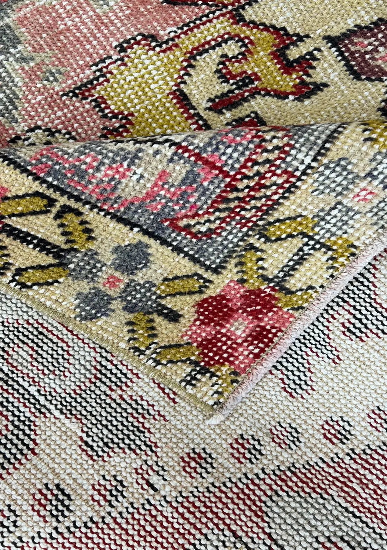 Karlie - Vintage Anatolian Rug - kudenrugs