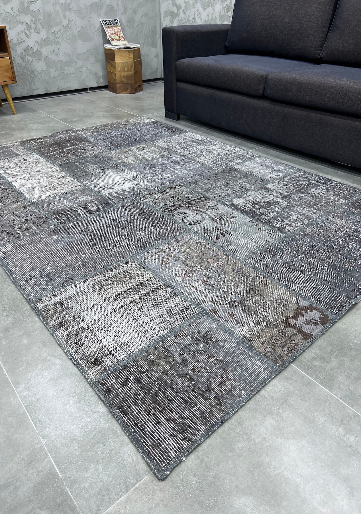 Kassidy - Vintage Gray Patchwork Rug - kudenrugs
