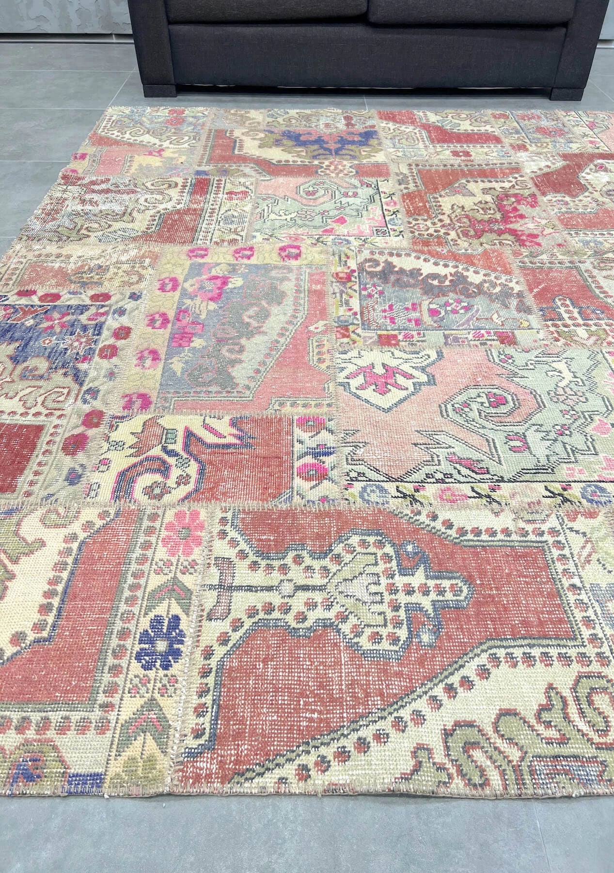 Gretchin - Vintage Turkish Patchwork Rug - kudenrugs