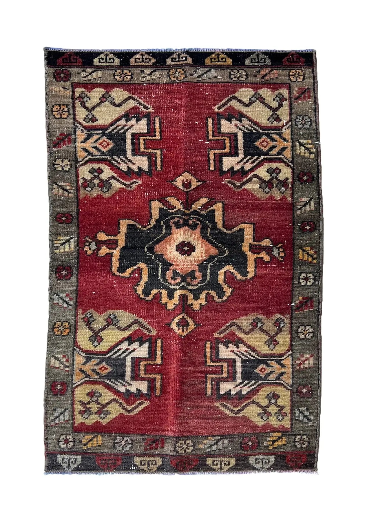 Keeya - Vintage Mini Red Area Rug - kudenrugs