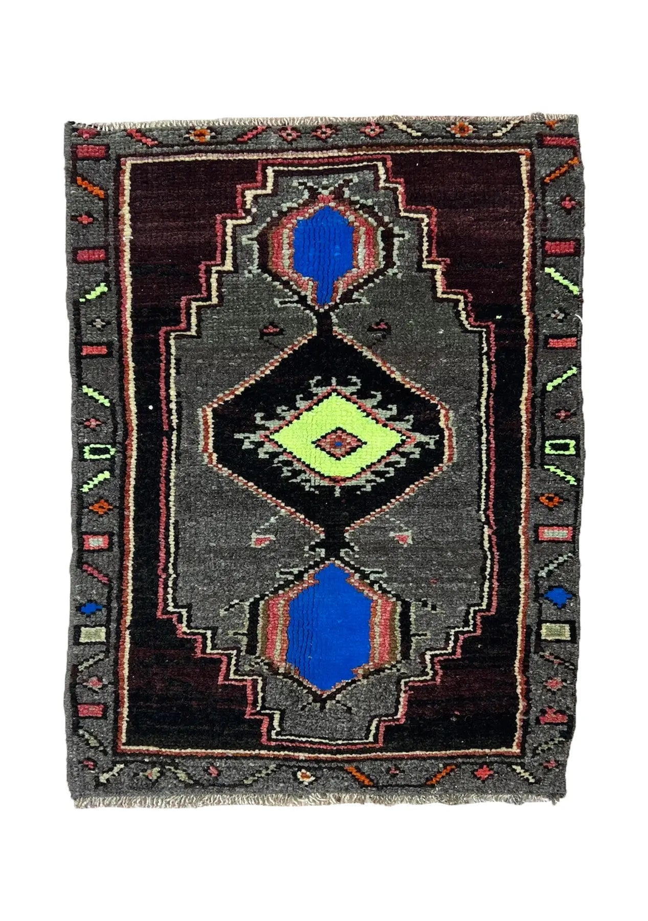Kohana - Vintage Mini Gray Area Rug - kudenrugs