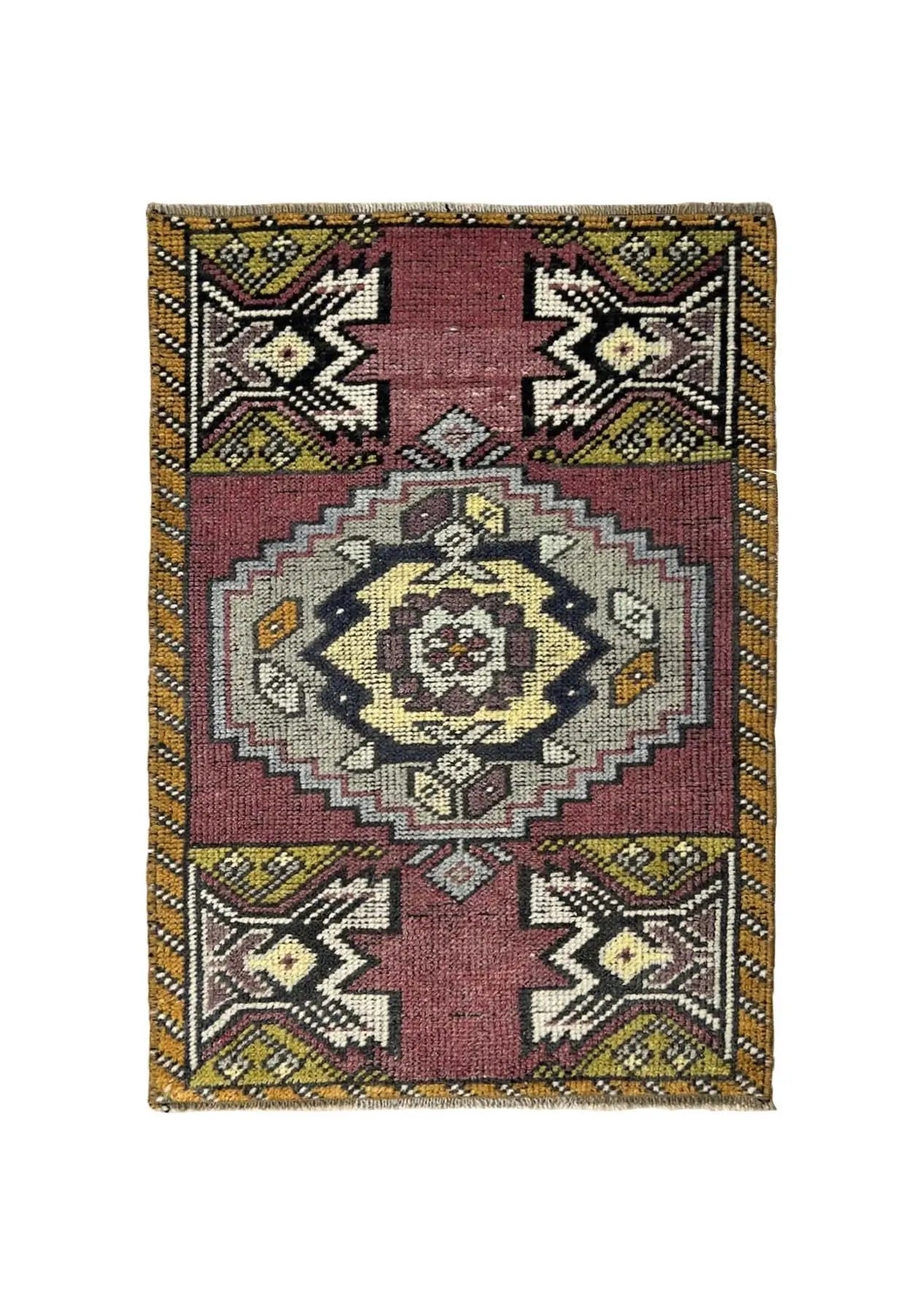 Laasya - Vintage Mini Pink Area Rug - kudenrugs