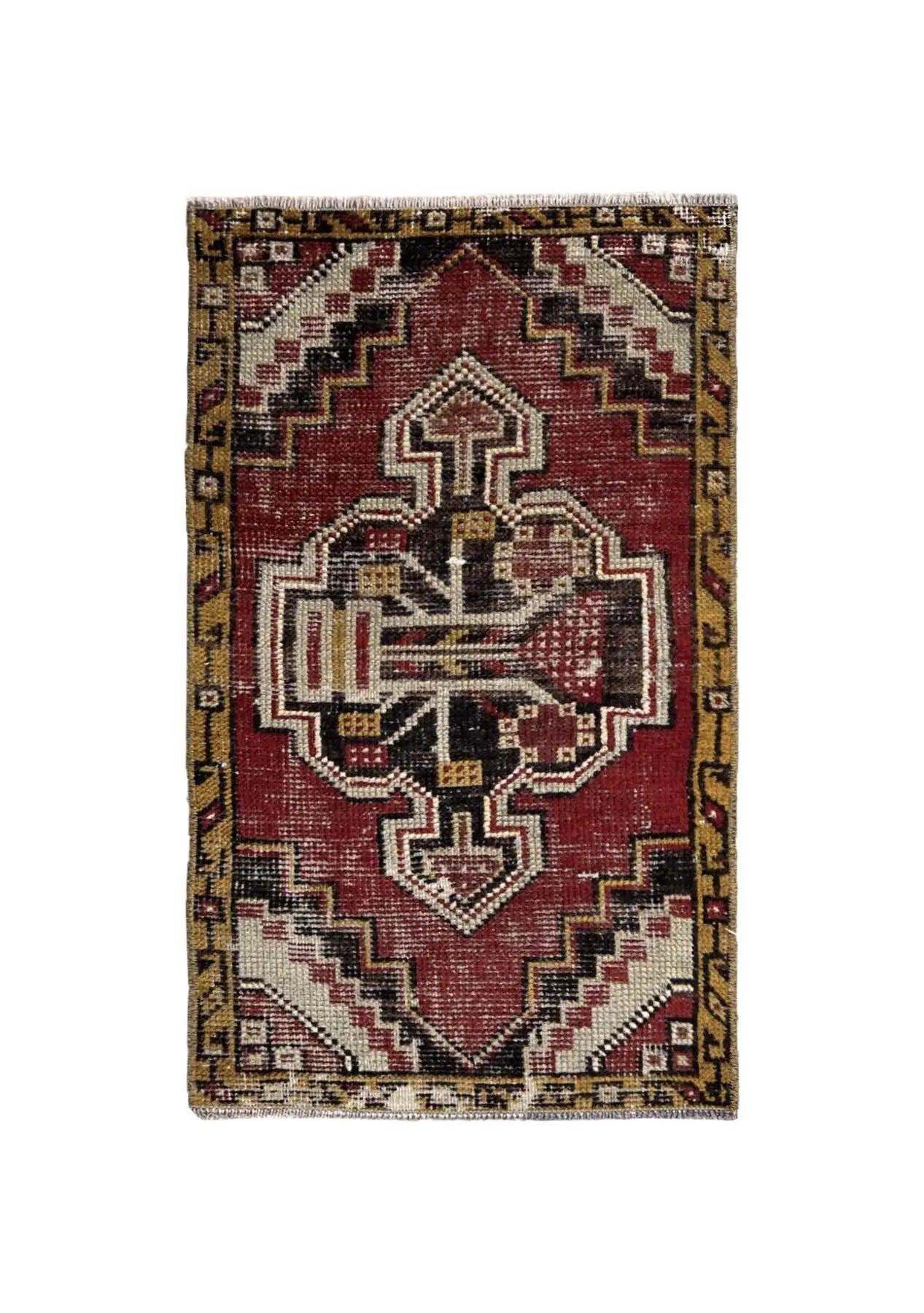 Lada - Vintage Mini Red Area Rug - kudenrugs