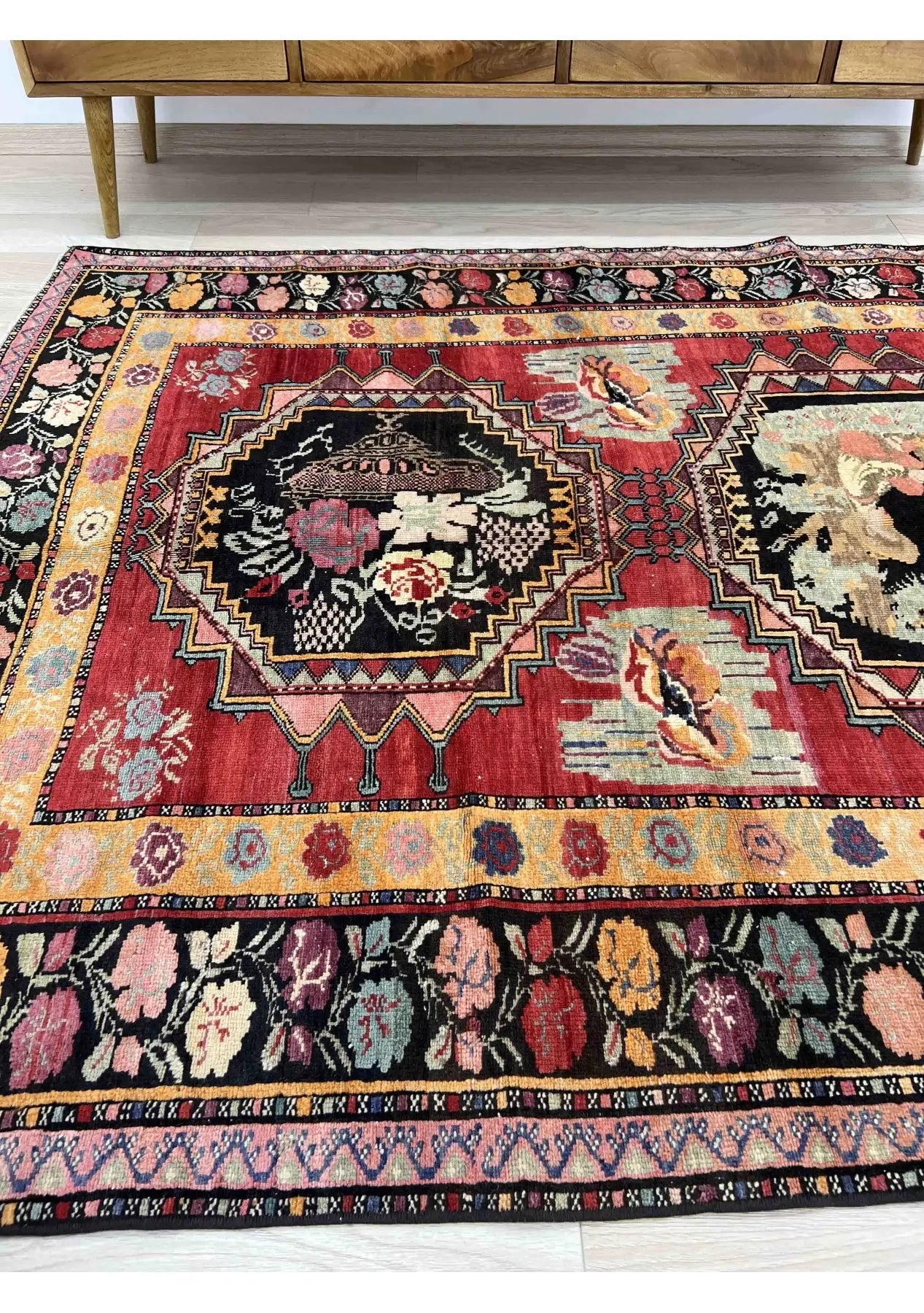 Leetefa - Vintage Persian Rug - kudenrugs