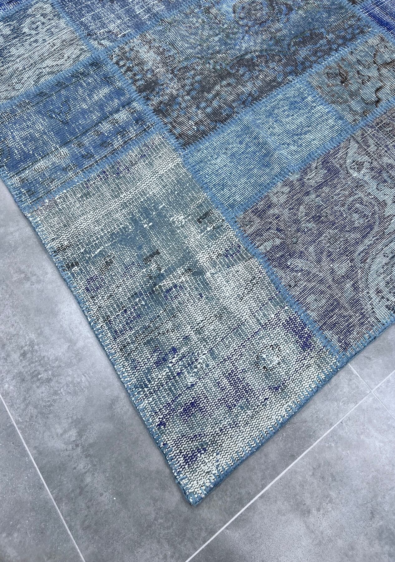 Lilly - Vintage Blue Patchwork Rug - kudenrugs