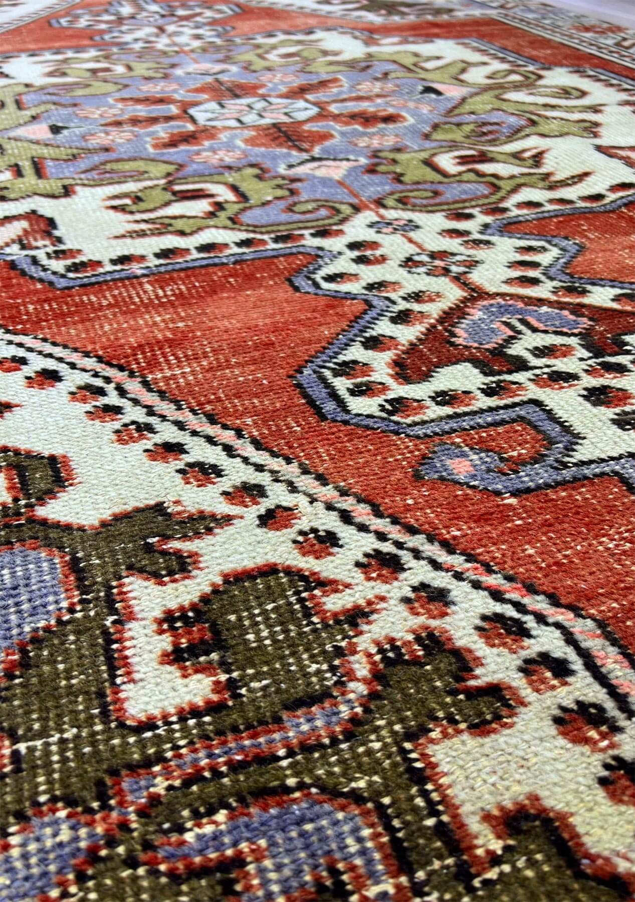 Linda - Vintage Anatolian Rug - kudenrugs