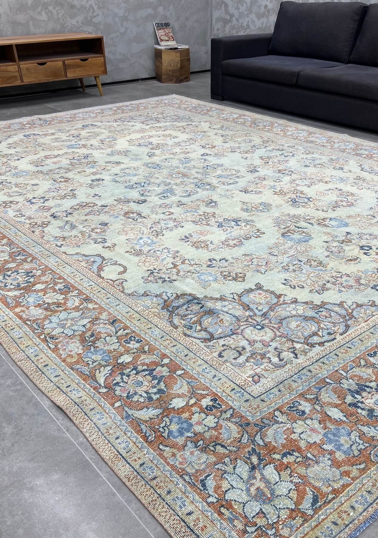 Lizbeth - Vintage Persian Rug - kudenrugs