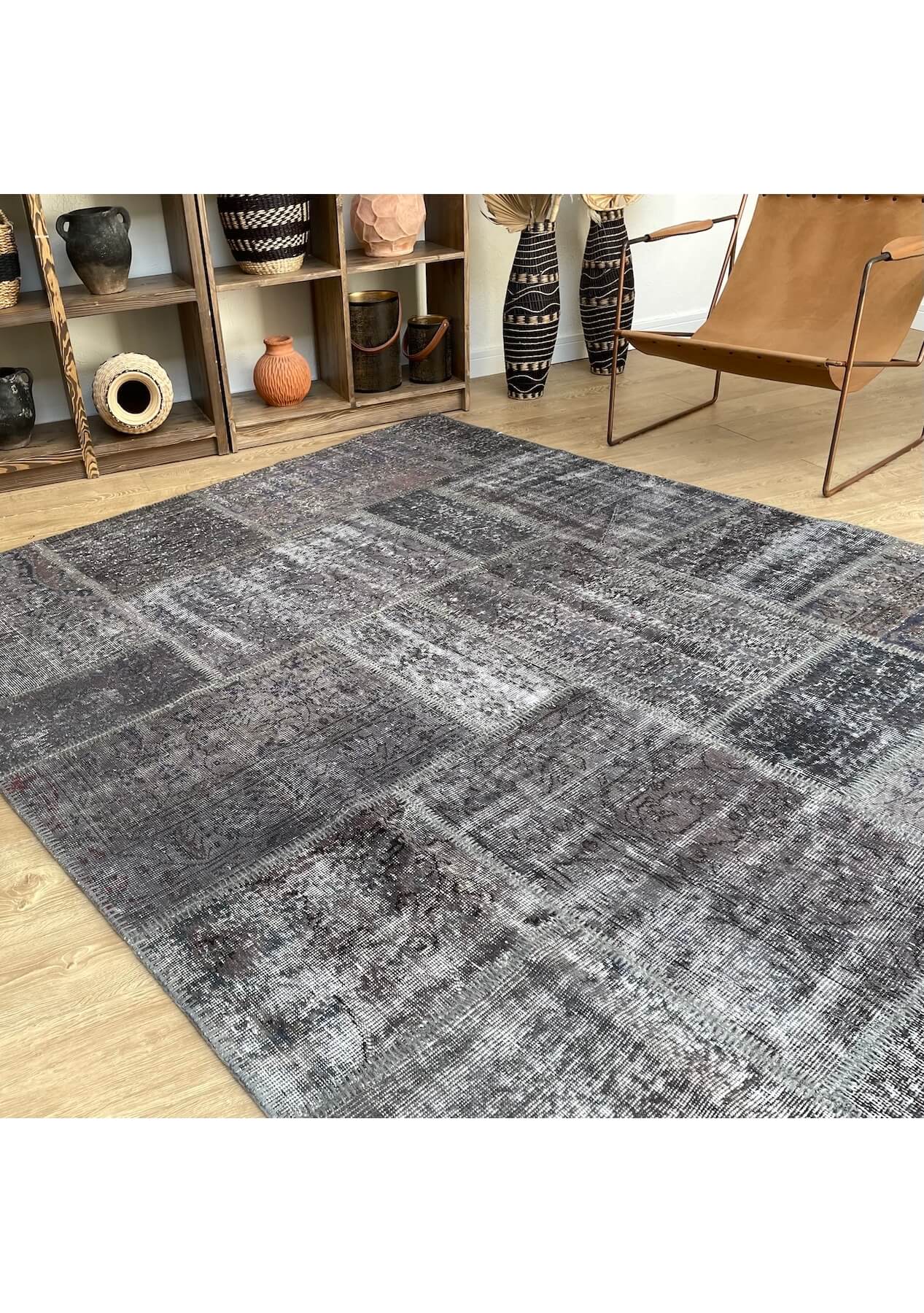 Madeleine - Vintage Gray Patchwork Rug - kudenrugs