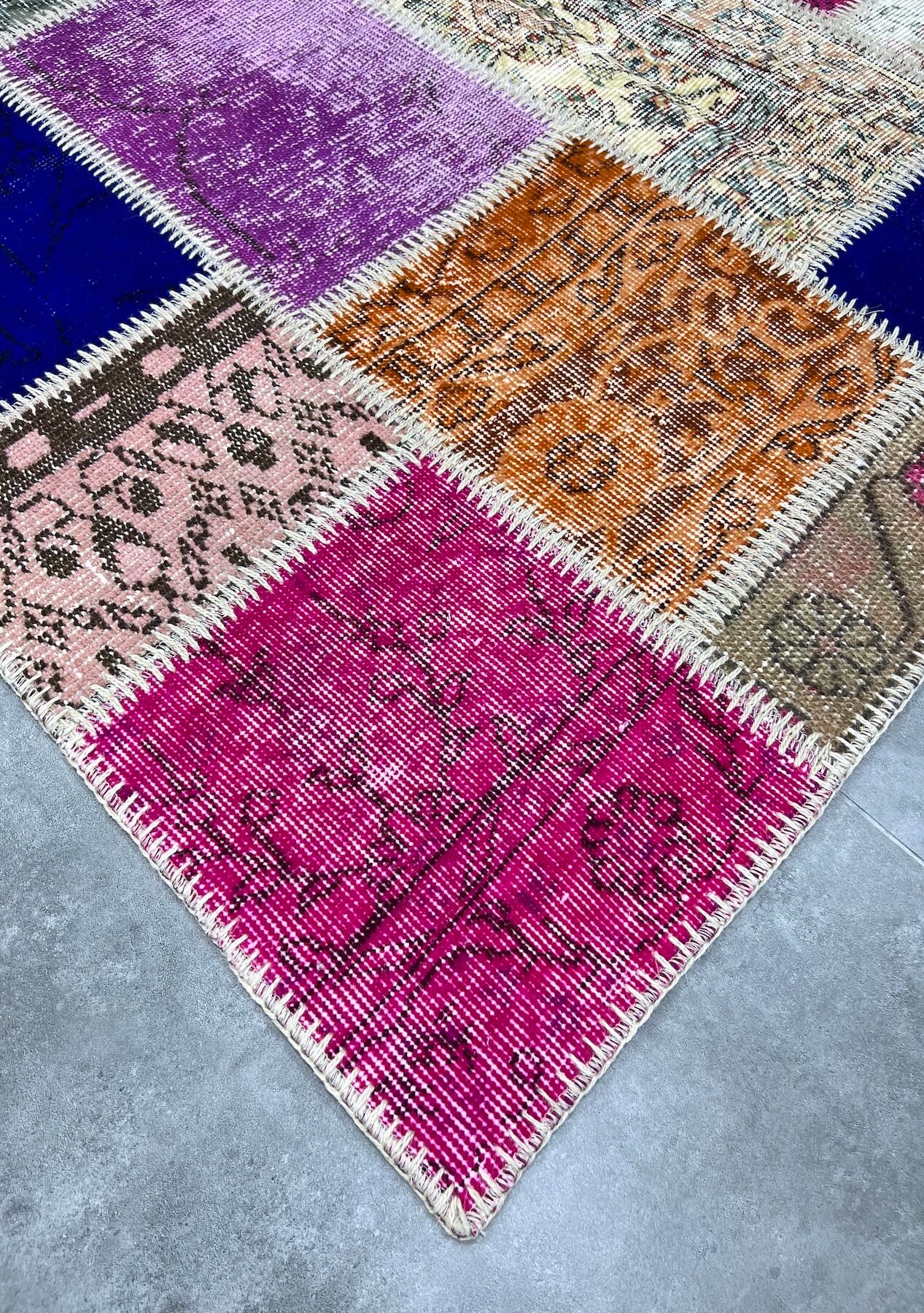 Malia - Vintage Multi Color Patchwork Rug - kudenrugs