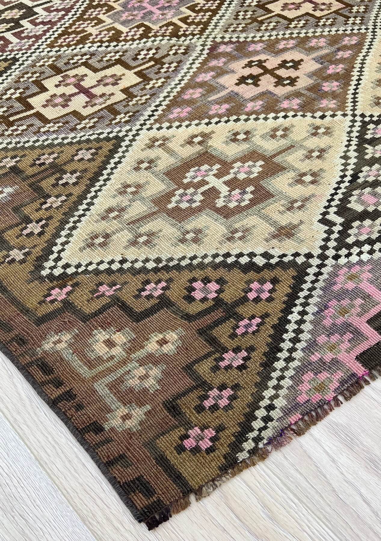 Maren - Brown Turkish Kilim Rug - kudenrugs