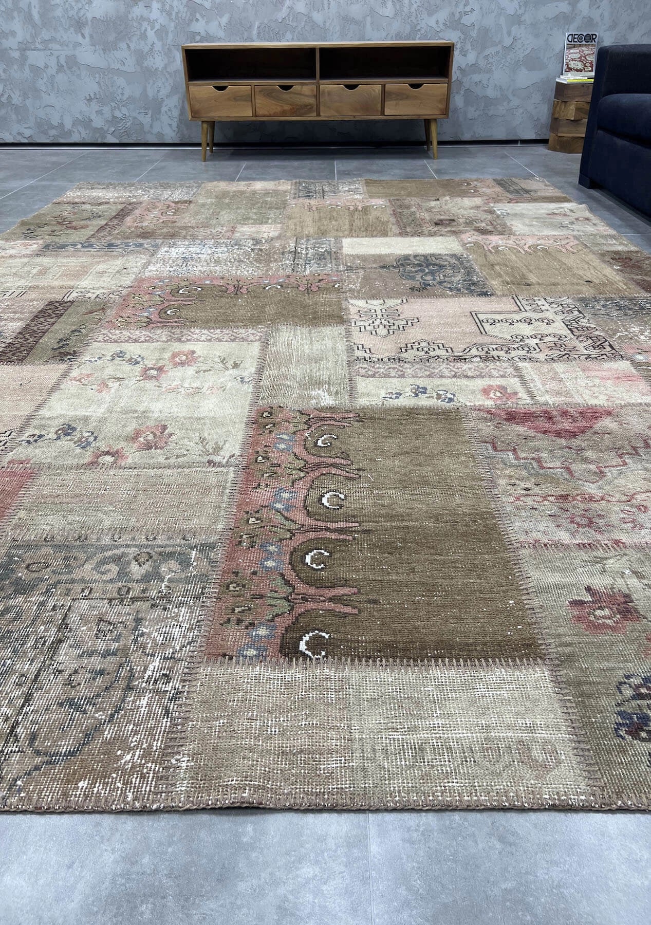 Markieta - Vintage Turkish Patchwork Rug - kudenrugs