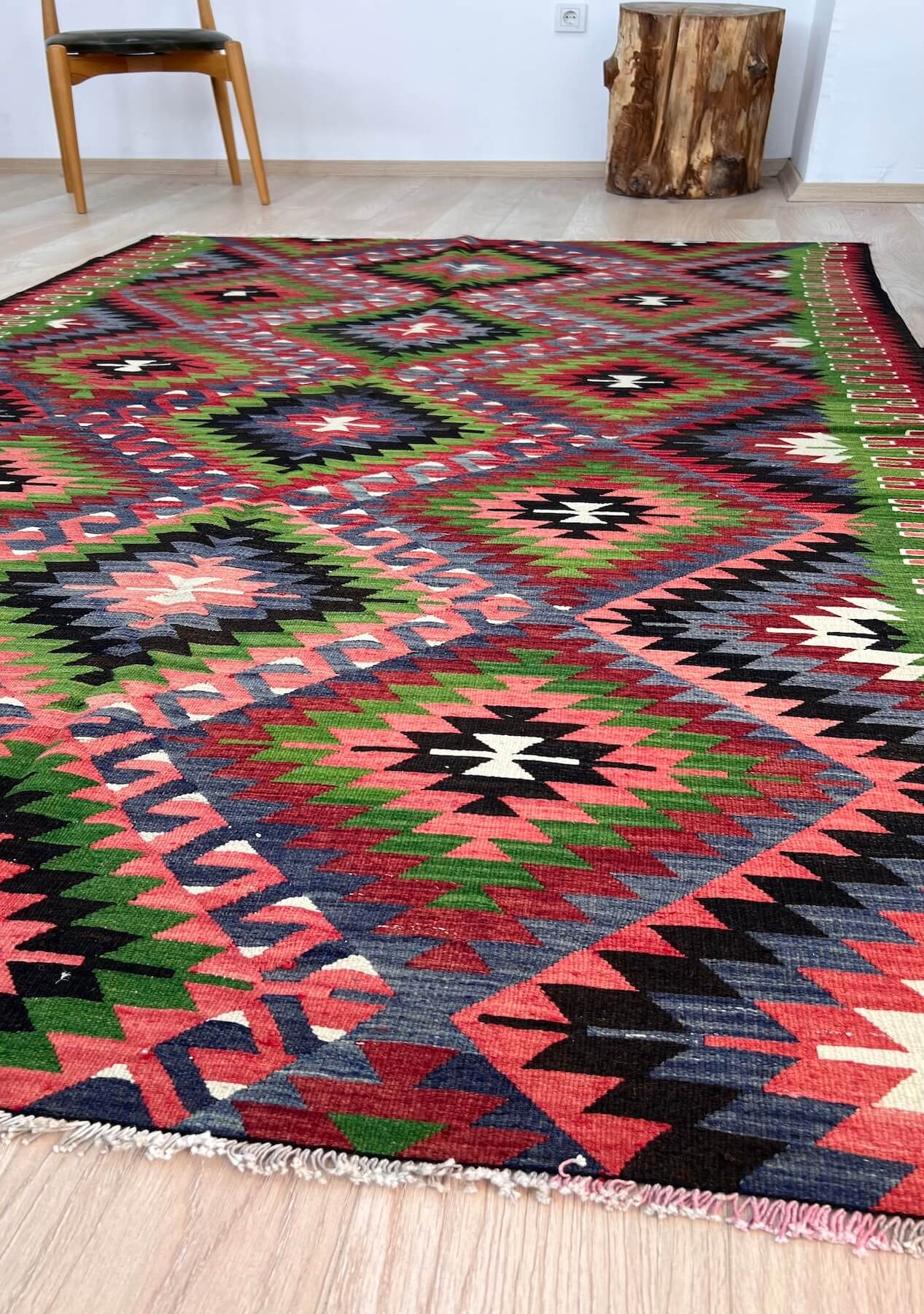 Mckayla - Multi Color Turkish Kilim Rug - kudenrugs