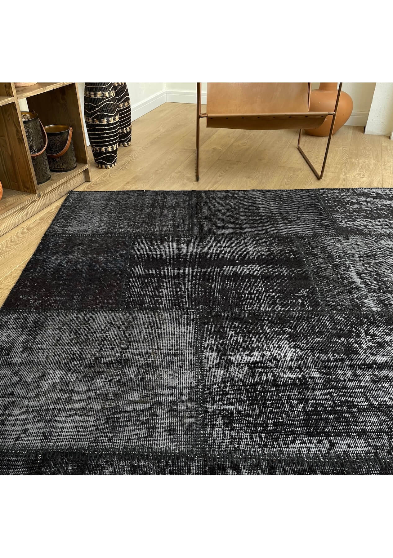Melisa - Vintage Black Patchwork Rug - kudenrugs