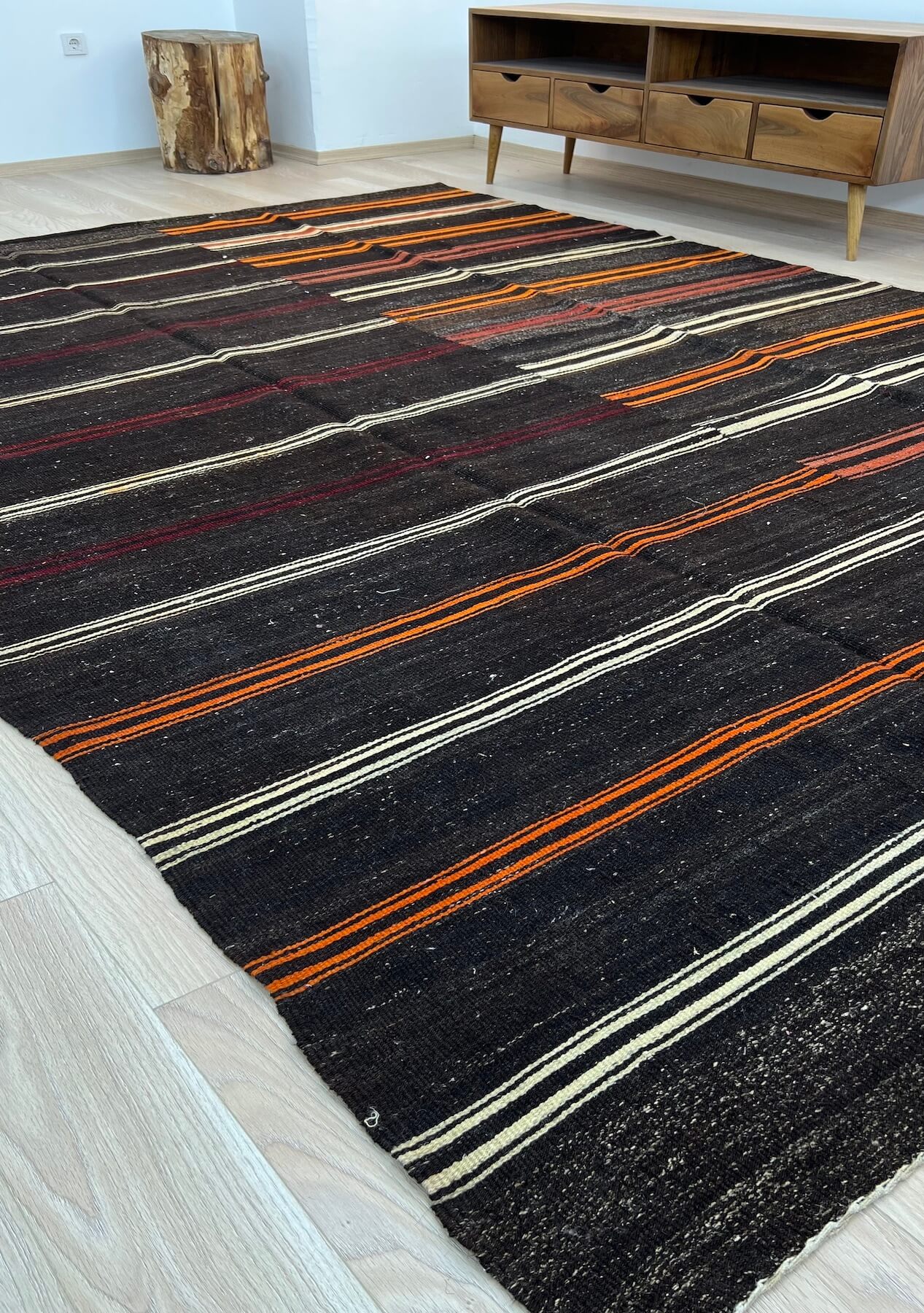 Miriam - Black Turkish Kilim Rug - kudenrugs